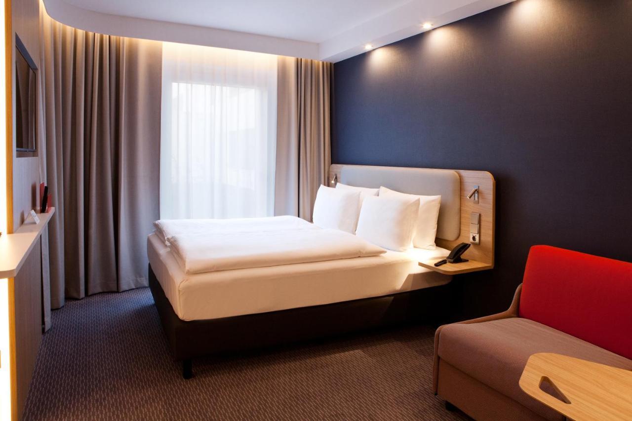 Holiday Inn Express Bochum By Ihg 外观 照片