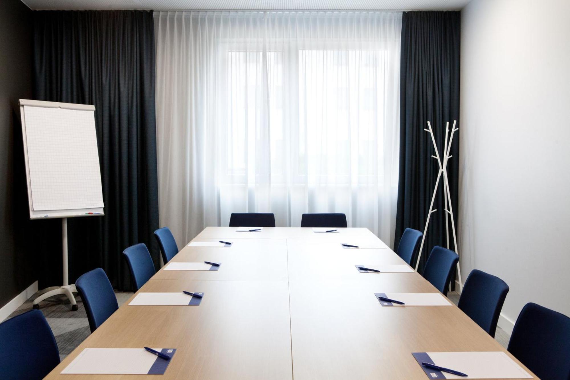 Holiday Inn Express Bochum By Ihg 外观 照片